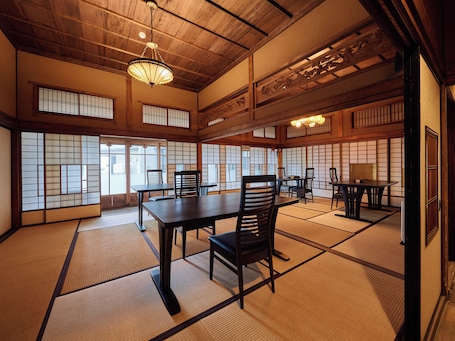 Salão de eventos. Tabist Kaihorow Otaru