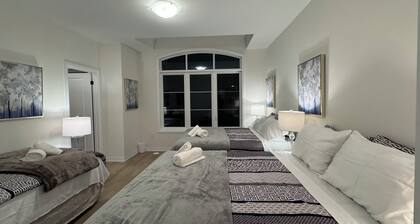 Elegant Townhome in Prestigious Woodbridge Estate, Vaughan (Selena)