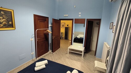 Three-room apartment with 2 bathrooms for couples or families