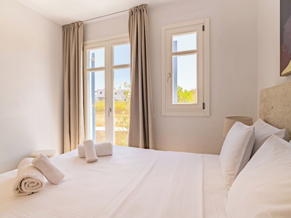 1 soverom, strykejern/-brett, internettilgang og sengetøy