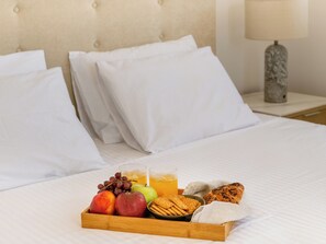 1 bedroom, iron/ironing board, Internet, bed sheets