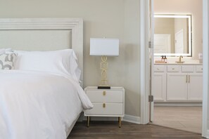 4 chambres, bureau, fer et planche à repasser, Wi-Fi gratuit