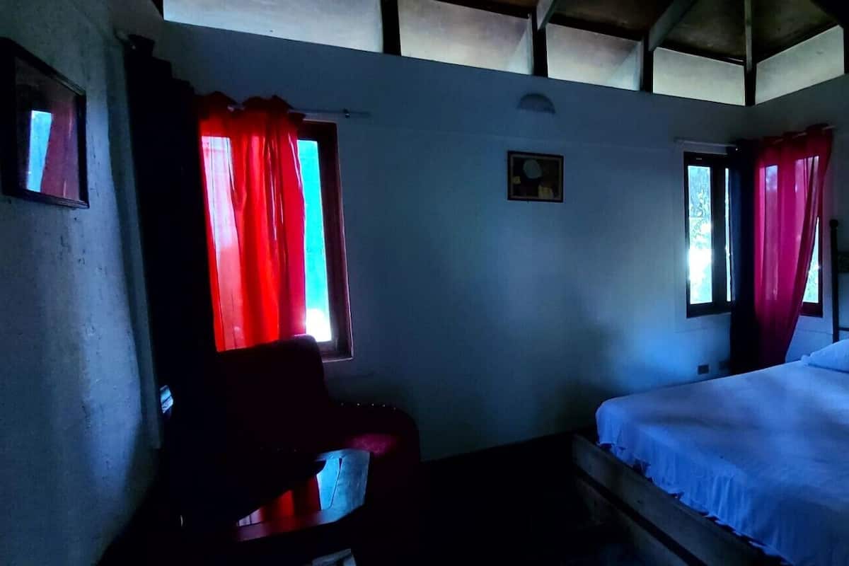 Basic Bungalow, Garden View | 3 bedrooms, bed sheets
