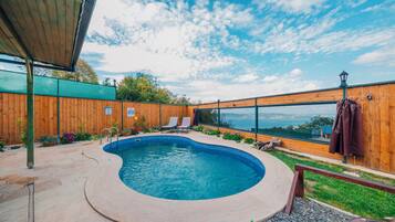 Junior Bungalow | In-room dining