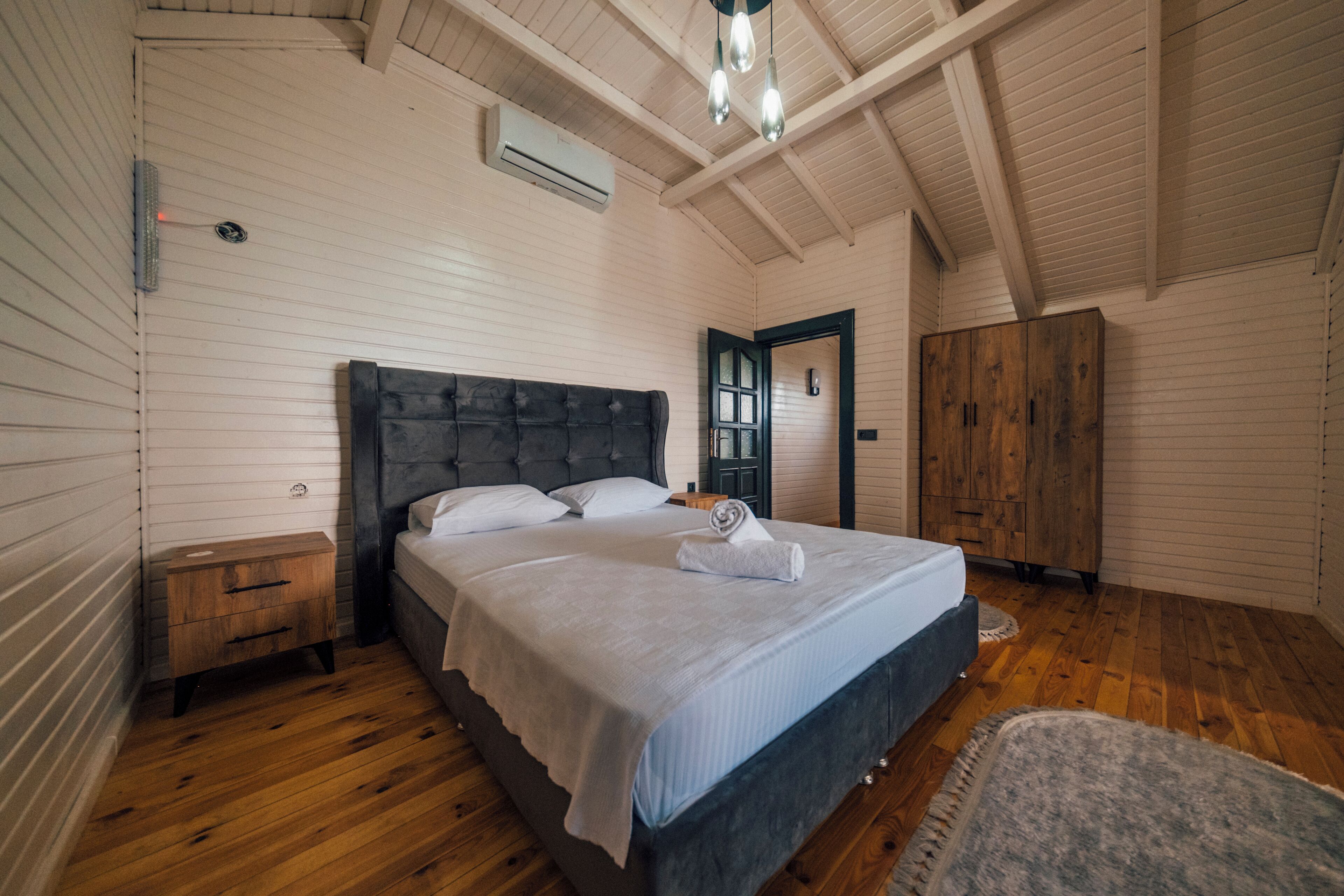 Wifi gratis y ropa de cama 