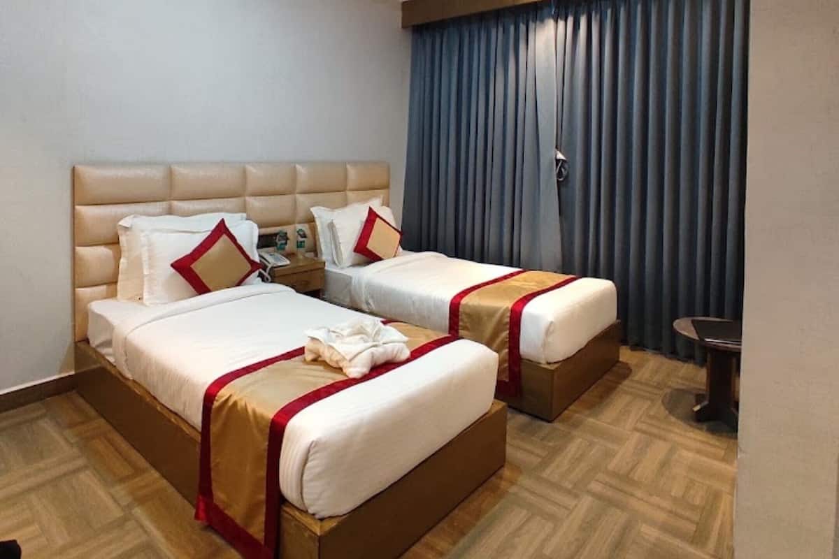 Free WiFi, bed sheets
