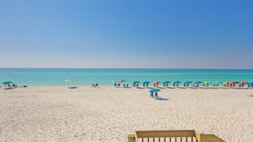 Vlak bij het strand