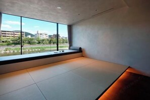 View from property - SGR kamogawa (Kyoto)