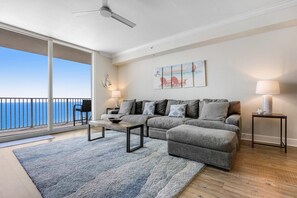 Lägenhet - flera sängar (Tidewater 1802) | Vardagsrum | Tv