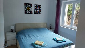 Appartement classique, côté jardin | Accès au Wi-Fi (inclus)