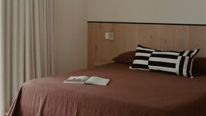 2 bedrooms, Internet, bed sheets - The Blackwood House Designed for pure relaxation (Rye)