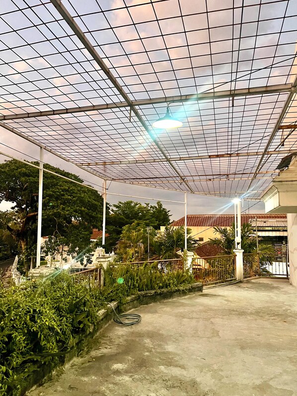 Exterior - Telu Telu Solo (Surakarta)