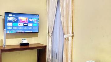 Deluxe Room | Bed sheets