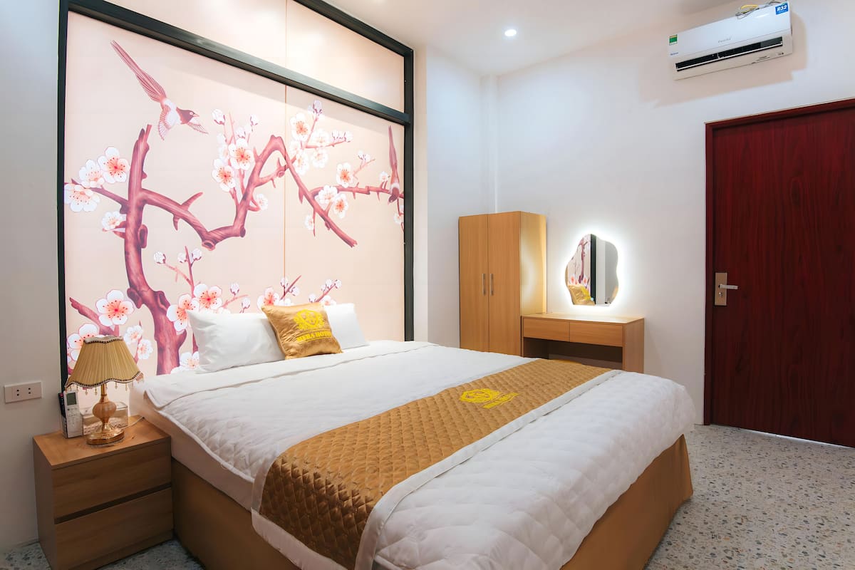 Standard Double Room | Premium bedding, memory foam beds, free minibar items