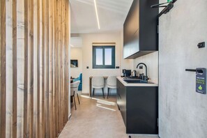 Deluxe-Suite | Eigene Küche | Mini-Kühlschrank, Mikrowelle, Espressomaschine, Wasserkocher
