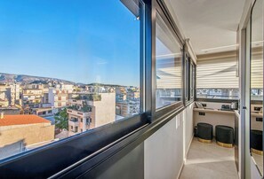 Studiosuite | Wohnbereich | 40-Zoll-LED-Fernseher mit Kabelempfang