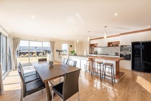 Private kitchen - Explore Tekapo Accommodation (Lake Tekapo)