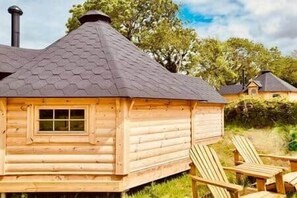 Exterior - Stairway to Devon - Midge Cabin (Umberleigh)