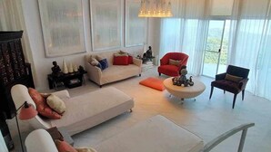 Uklassifisert bilde, 2 av 52, knapp