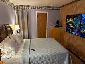 1 chambre, fer et planche Ă repasser, Wi-Fi, draps fournis