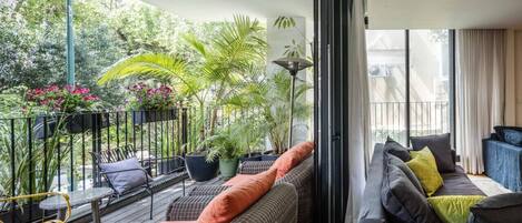 Appartement, balcon | Intérieur