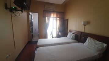 Wifi gratis y ropa de cama