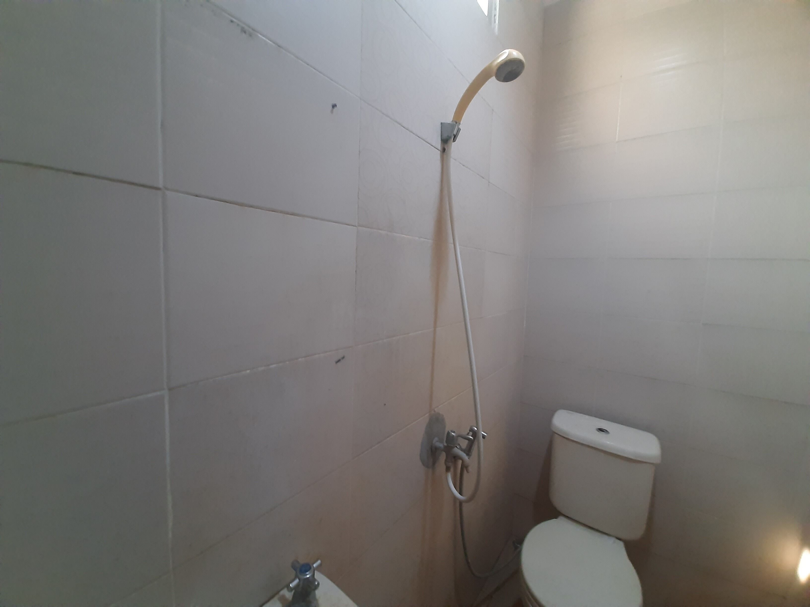 สตูดิโอ | ห  ้องน้ำ | ฝักบัว, เรนชาวเวอร์, ผ้าเช็ดตัว