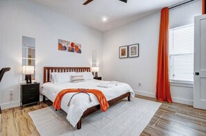 3 chambres, bureau, fer et planche à repasser, Wi-Fi gratuit