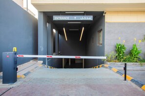 Exterior - Amber Hospitality Izdihar (Riyadh)