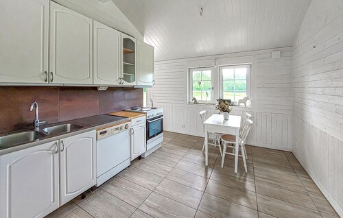 Nice home in Munka Ljungby