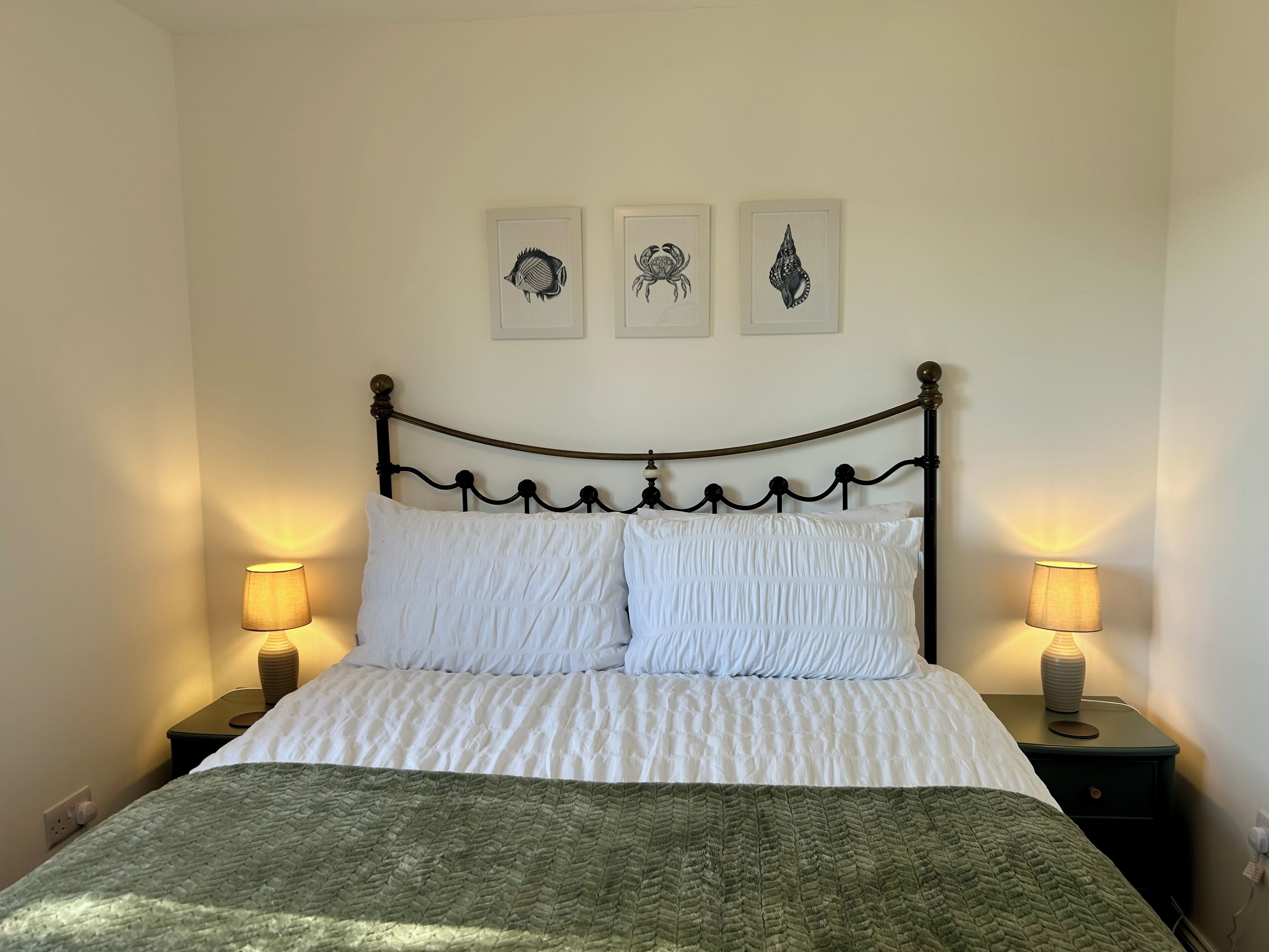 3 bedrooms, free WiFi, bed sheets