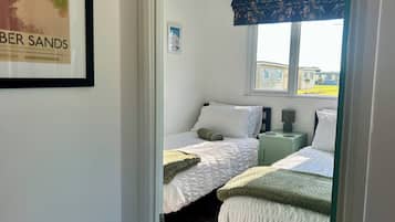 3 bedrooms, free WiFi, bed sheets