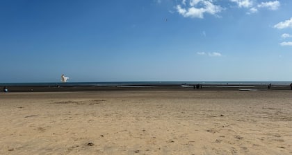 Our cosy chalet is just a 5-minute stroll from the golden sands of Camber Beach.