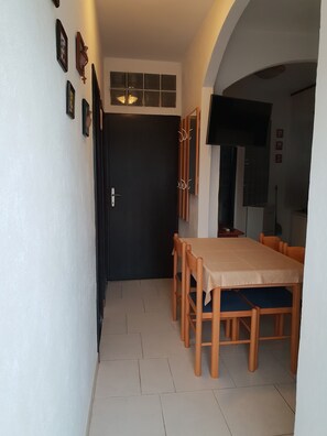 Apartment (Apartment Tereza - Two Bedroom Apartm) | Dining room