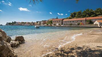 Apartment (Comfort One Bedroom Apartment with Ba) | Beach