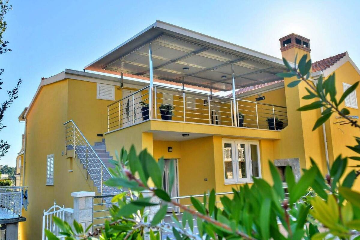 公寓 (Modern One Bedroom Apartment with Bal) | 外观