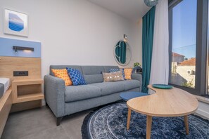 Caja de seguridad en la habitación y cortinas blackout 