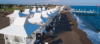 比尔帕库度精��品酒店