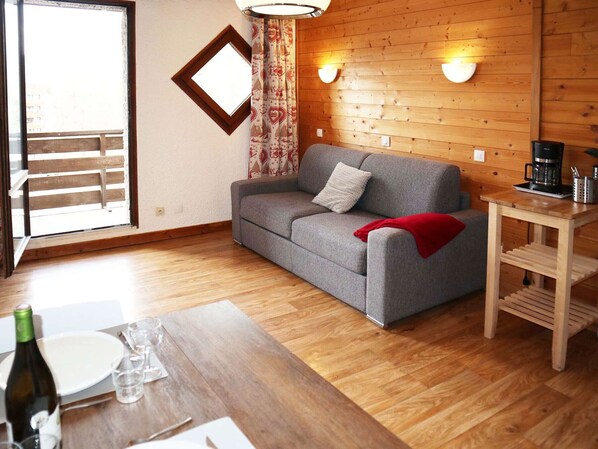 TV - Cozy studio for 2 in the heart of Les Orres 1650 (Les Orres)