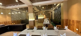Legphel Hotel