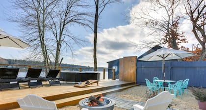 Victorian Lake Oasis