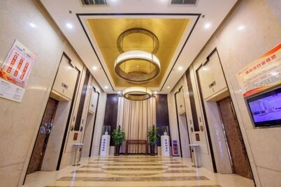 Junan Gloria Plaza Hotel