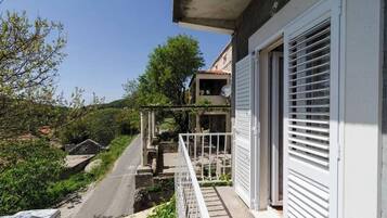 Apartment (One-Bedroom Apartment with Balcony) | Balcony