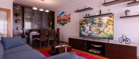 تلفزيون ذكي، كُتُب