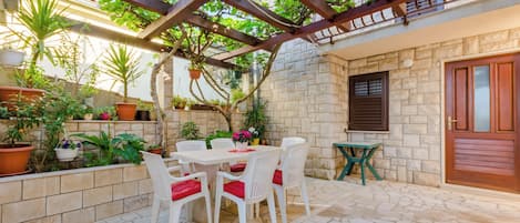 Appartement (One-Bedroom Apartment with Terrace (A) | Terras