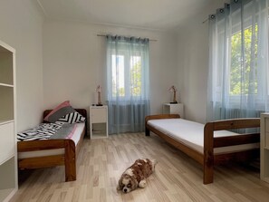 1 chambre, Wi-Fi, draps fournis