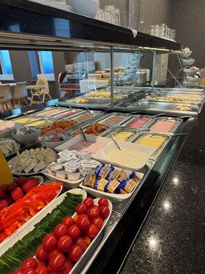 吃到飽自助式早餐
