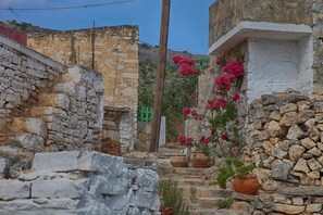 Villa, fumeurs | 6 chambres