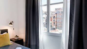 Apartament, accessible | 4 dormitoris i Internet