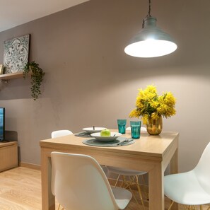 Apartment | 2 bedrooms - Paseo DE Gracia Modernist Apartment TWO BED TWO Bath By Myrentalhost (Barcelona)